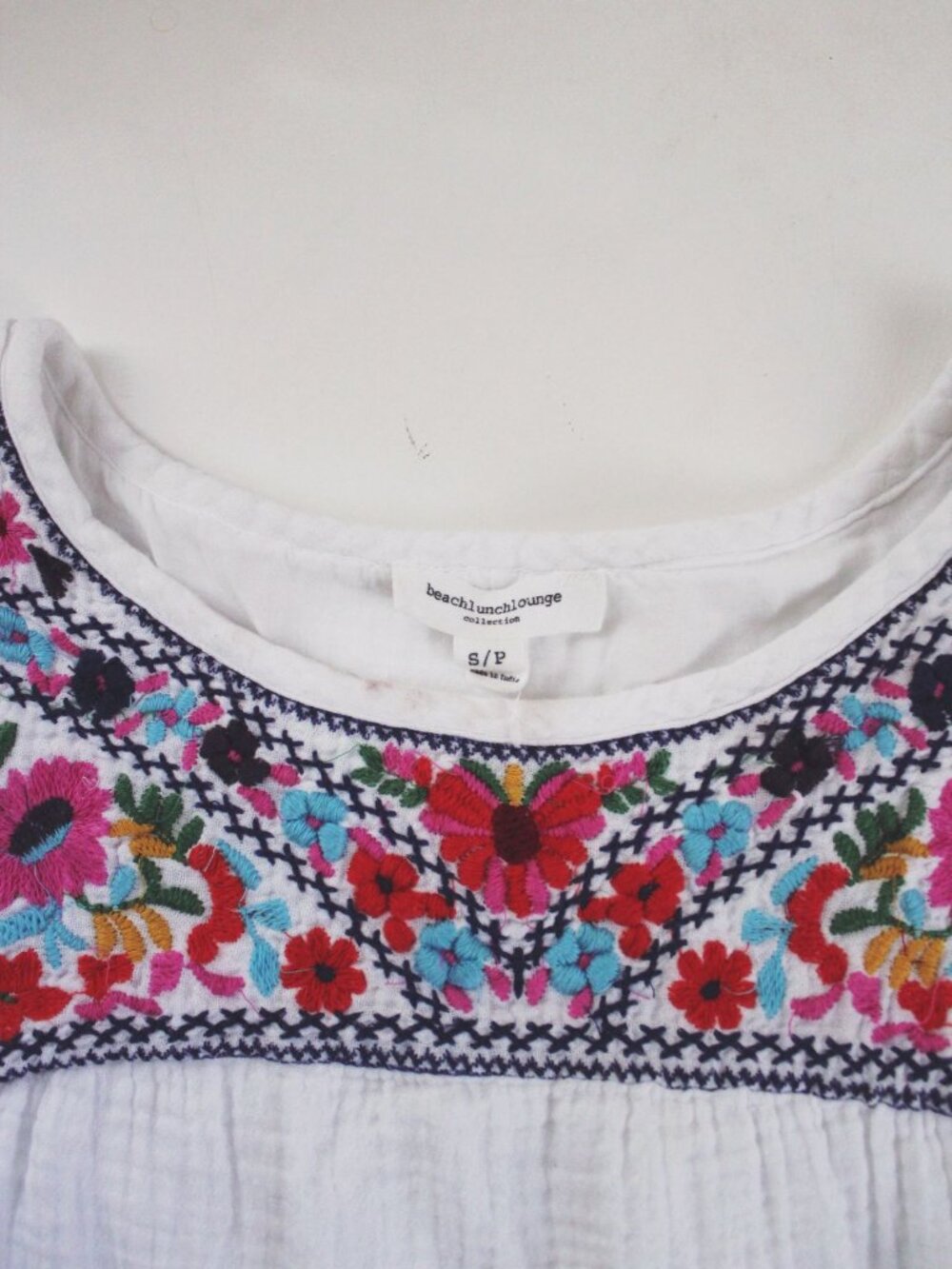 White Boho Tunic Dress Floral Embroidery 100% Cotton Beachlunchlounge S Short Sl - Picture 3 of 8